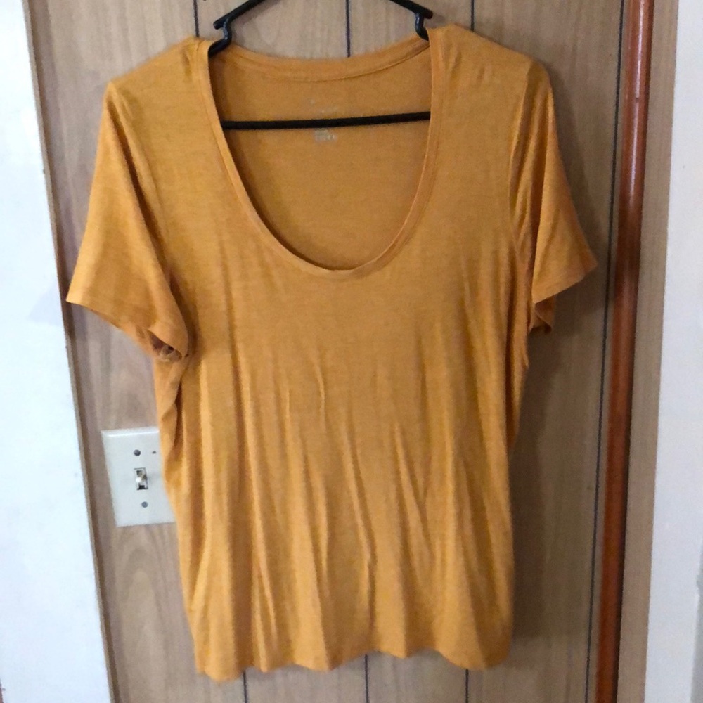 Short sleeve